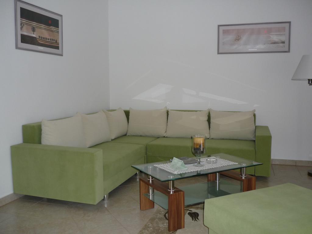 Oereg Malom Hotel Csepreg Номер фото