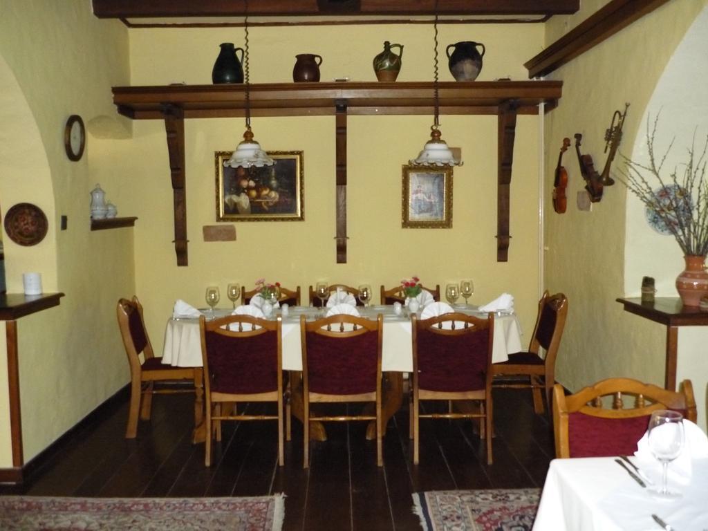 Oereg Malom Hotel Csepreg Экстерьер фото
